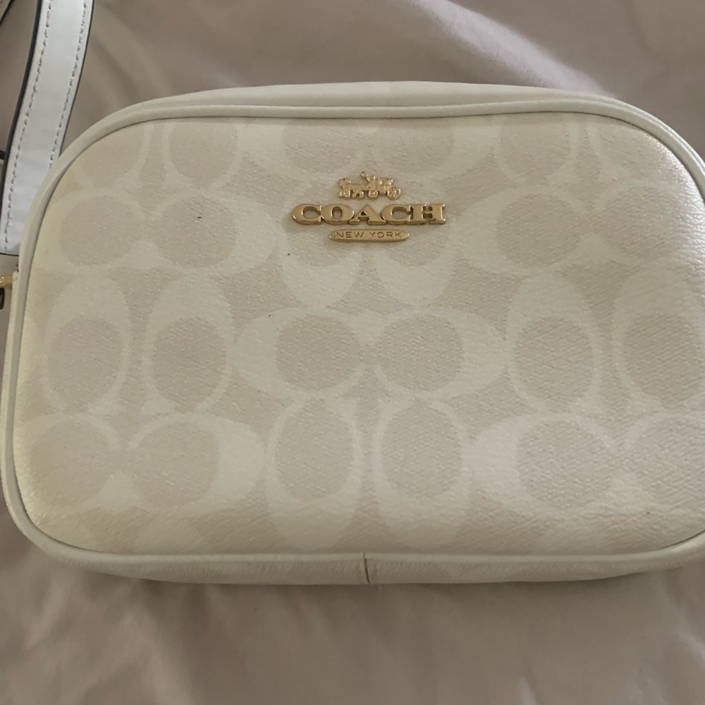 Coach White and Gold Crossbody bag